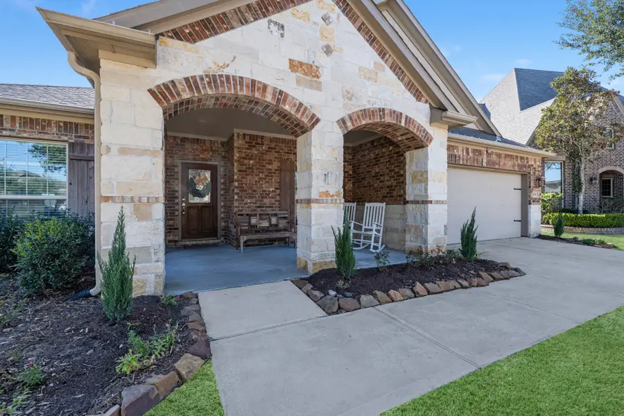 4731 Trickle Creek Court, Fulshear, TX 77441 - #3