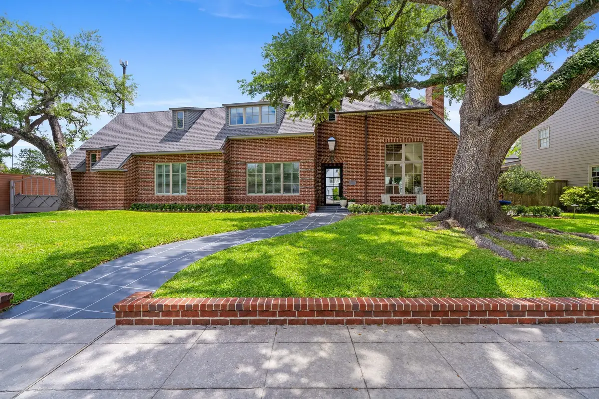 2105 Pelham Drive, Houston, TX 77019 - #1