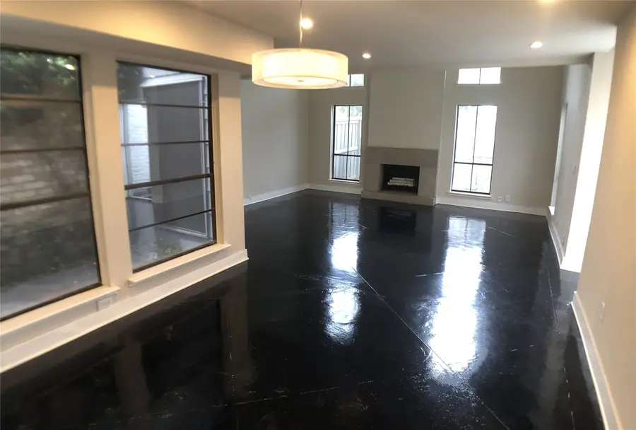 8505 Wilcrest Drive, Houston, TX 77099 - #3