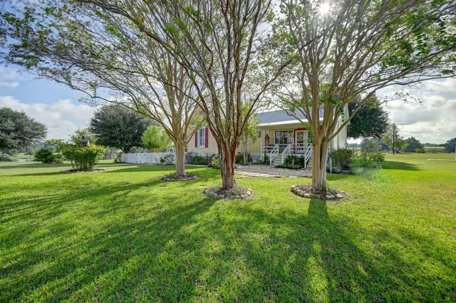 5850 Trackside Road, Chappell Hill, TX 77426 - #2