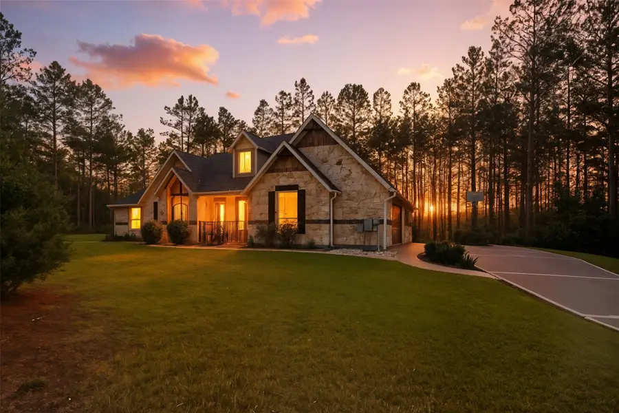 15516 Forest Grove Drive, Willis, TX 77378 - Image #2