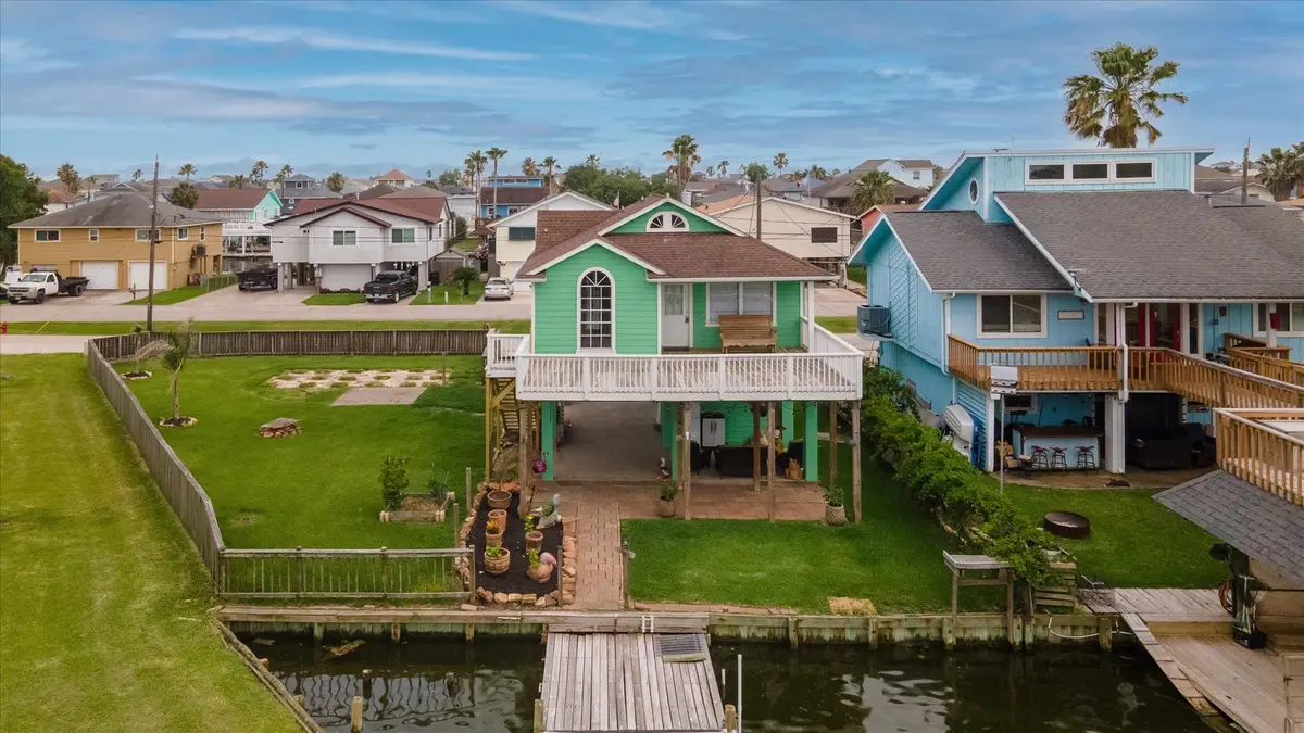 286 Ling Street, Bayou Vista, TX 77563 - #1