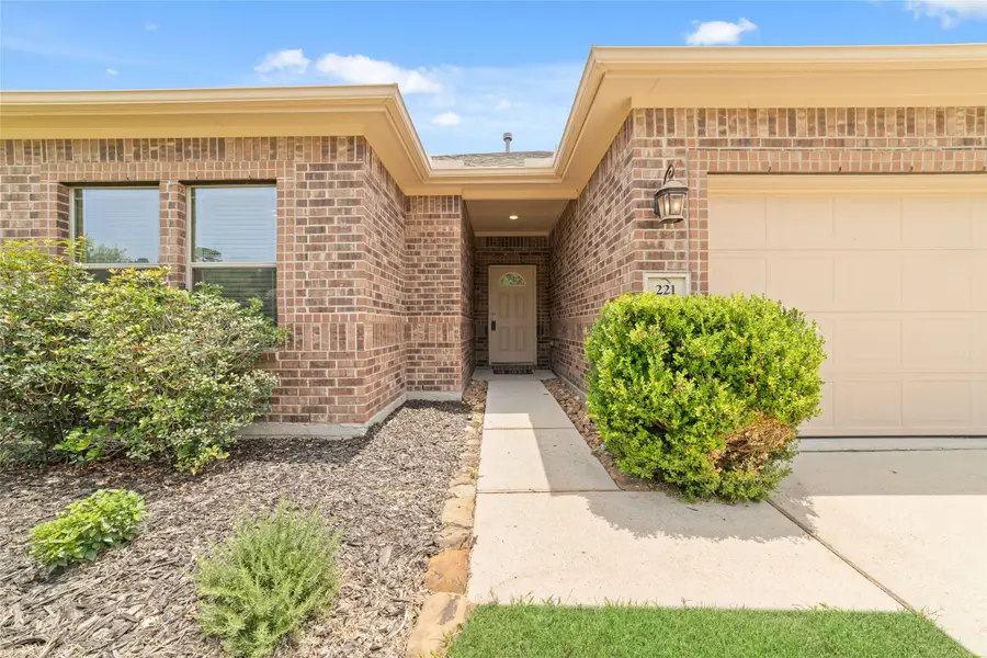 221 Country Crossing Circle, Magnolia, TX 77354 - #2