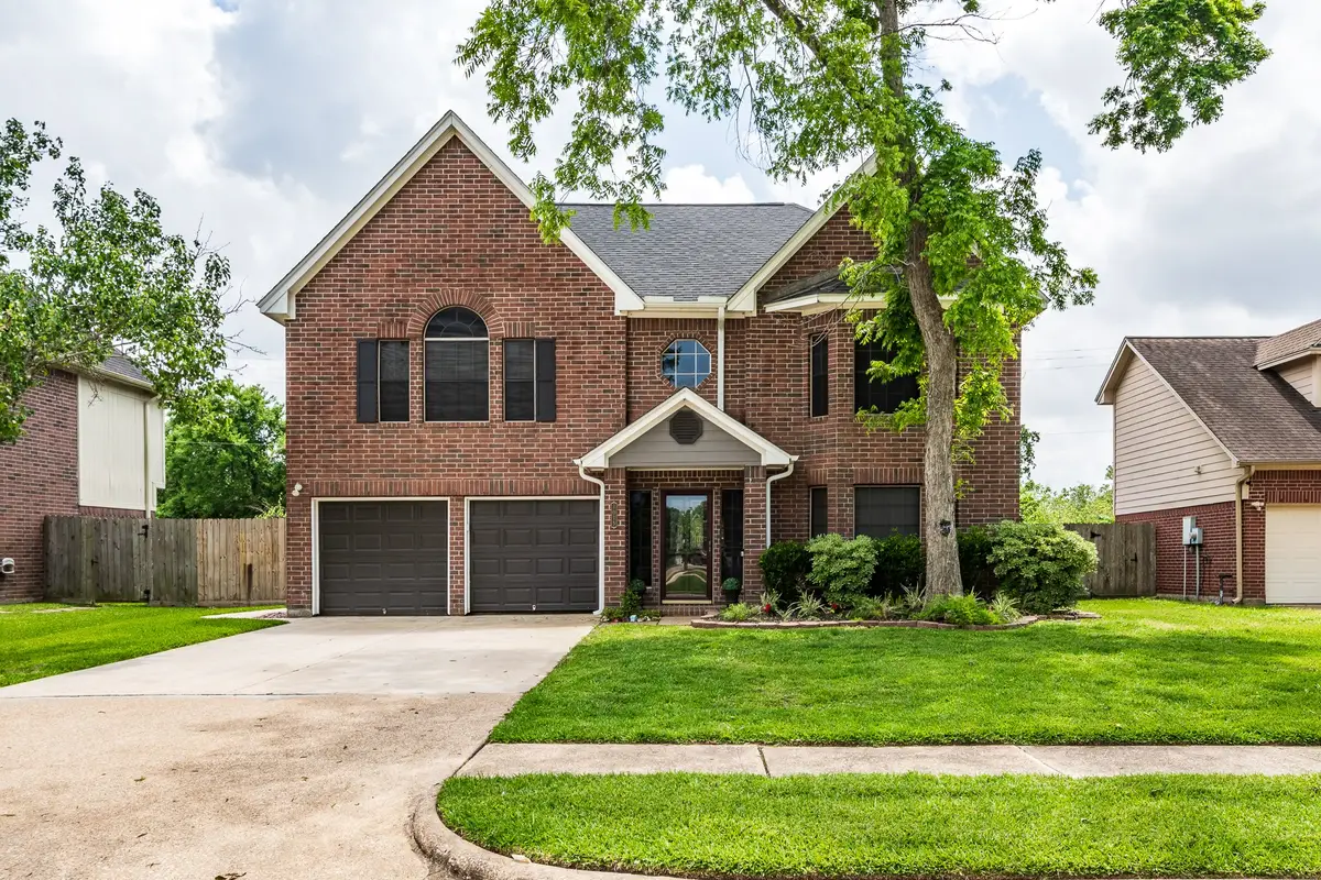 1015 Highlands Woods Drive, Highlands, TX 77562 - #1