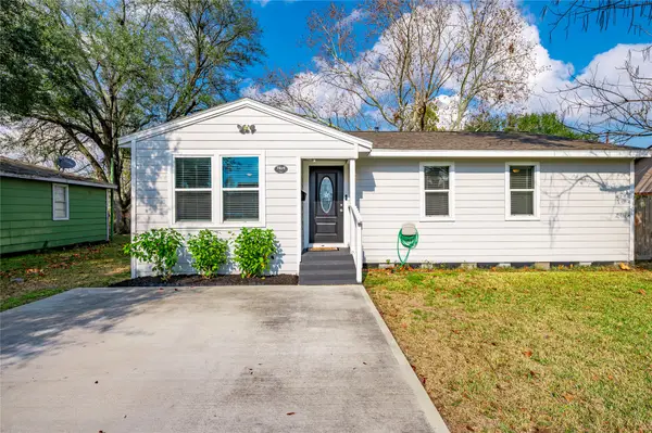 7429 Valeda Drive, Deer Park, TX 77536