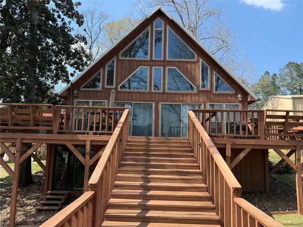 173 Ridgecrest Drive, Burkeville, TX 75932