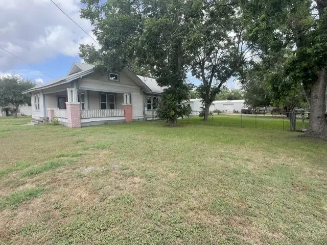 115 Summit Street, Schulenburg, TX 78956 - #3