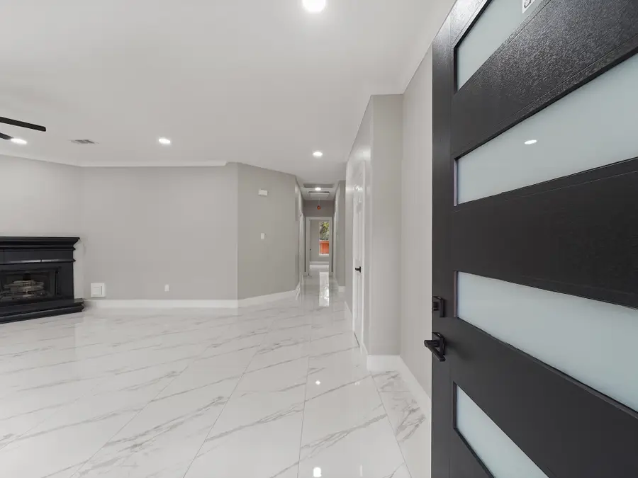 25007 Butterwick Drive, Spring, TX 77389 - Image #2