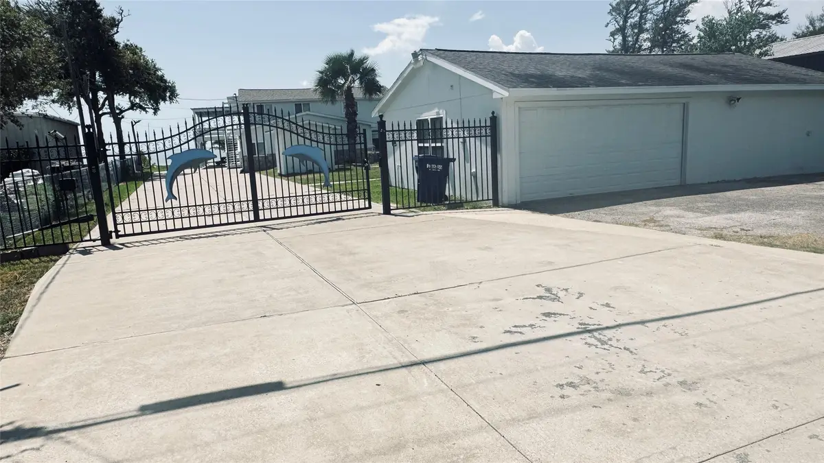 8720 Ocean Drive, Beach City, TX 77523 - #1
