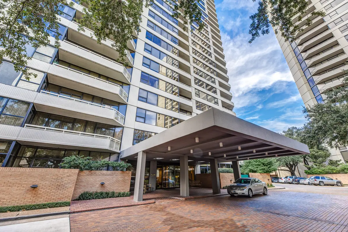 15 Greenway Plaza #5C, Houston, TX 77046 - Image #1