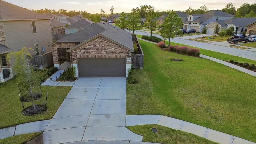 16306 Fontana Court, Conroe, TX 77302 - Image #3