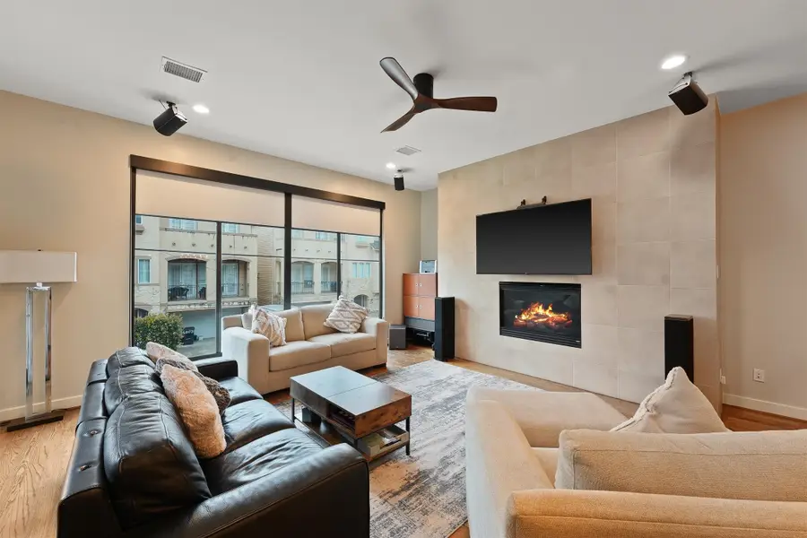 5602 Blossom St, Houston, TX 77007 - Image #2