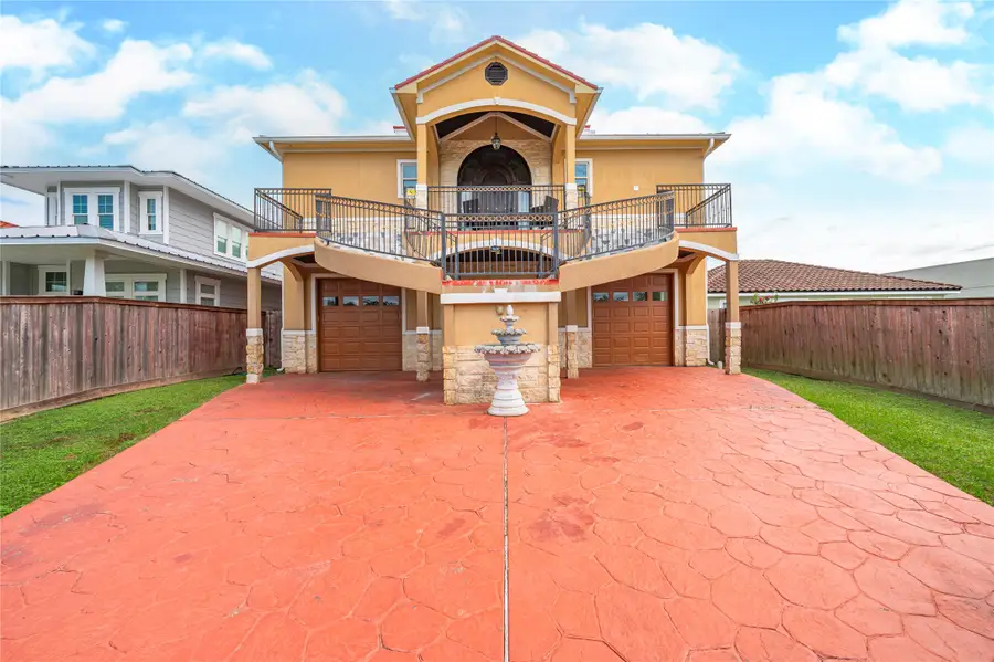 615 29th Street, San Leon, TX 77539 - #2