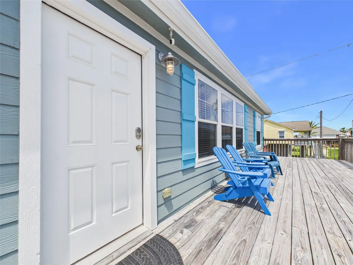 905 Meynig Drive, Crystal Beach, TX 77650 - #1