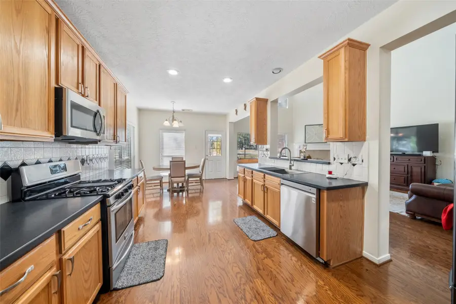 8402 Hunters Village Drive, Humble, TX 77346 - Image #2