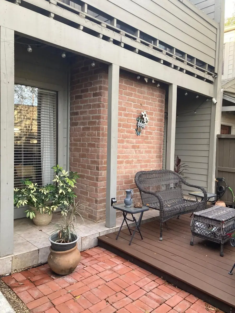 1623 Prairie Grove Drive, Houston, TX 77077 - Image #2