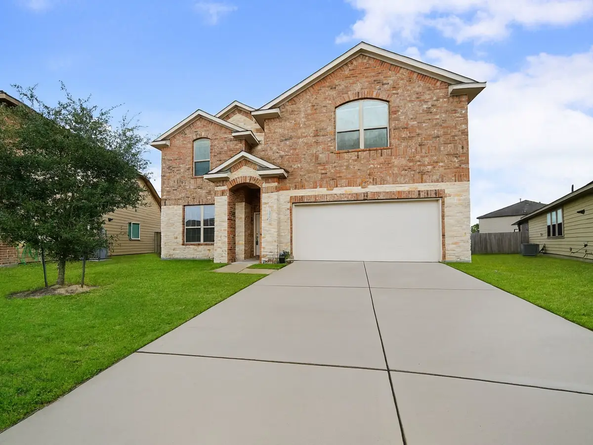 13206 Barrington Oaks Circle, Houston, TX 77044 - Image #1