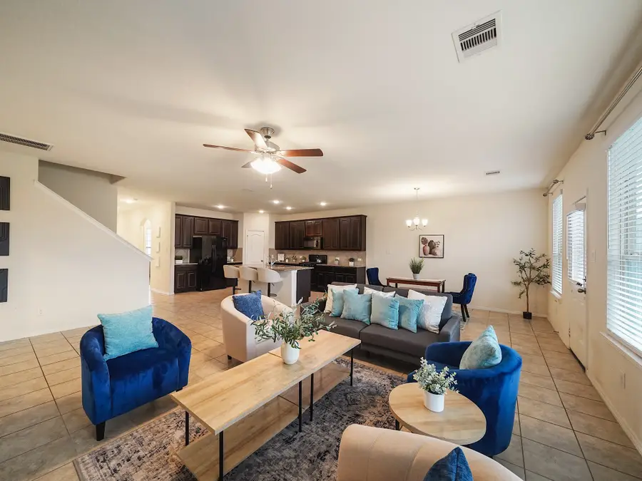 13206 Barrington Oaks Circle, Houston, TX 77044 - Image #2