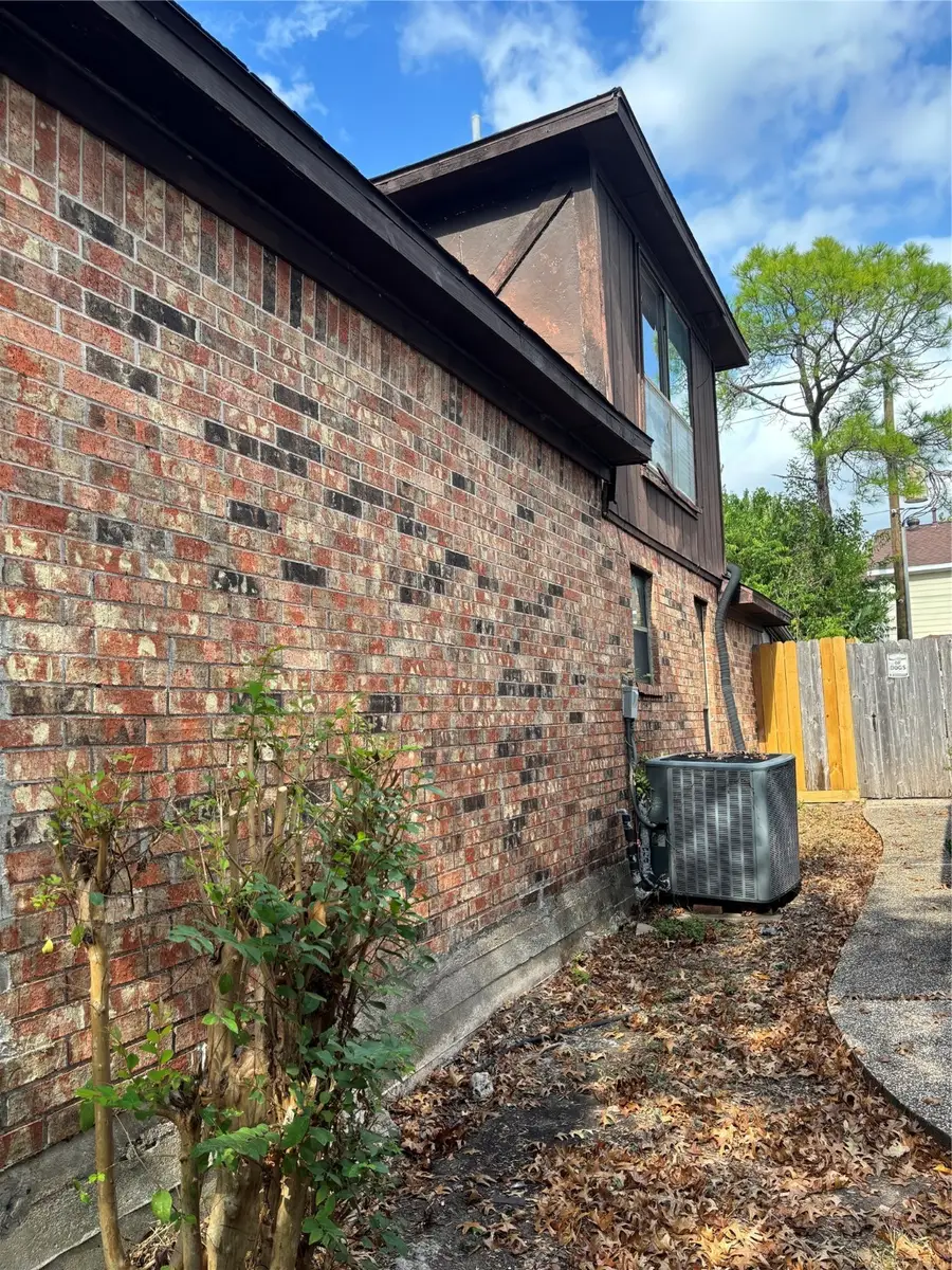 13042 Richmond Avenue, Houston, TX 77082 - Image #3