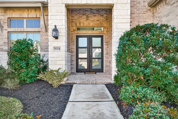 9014 Meadow Bridge Drive, Missouri City, TX 77459