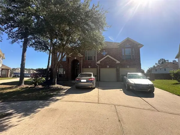 9918 Brilliant Lake Drive, Humble, TX 77396
