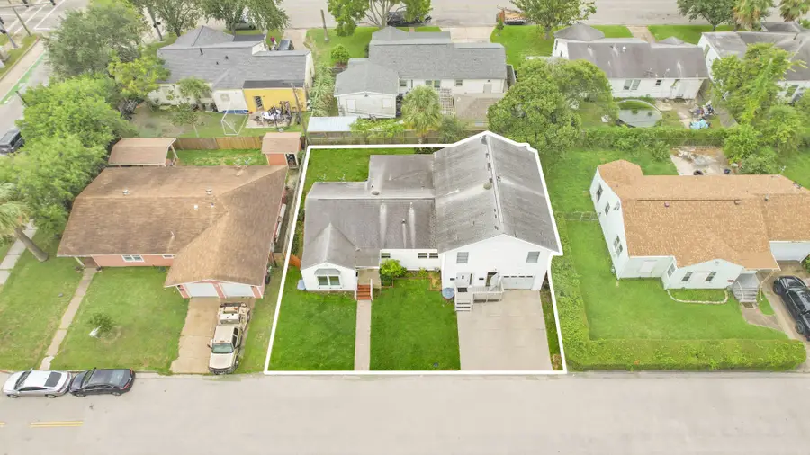 5311 Perry Avenue, Galveston, TX 77551 - Image #2