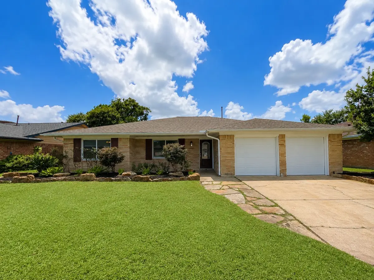 2502 Lufkin Lane, Deer Park, TX 77536 - #1