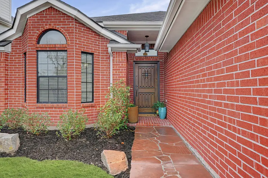 5027 E Fallen Bough Drive, Houston, TX 77041 - Image #2