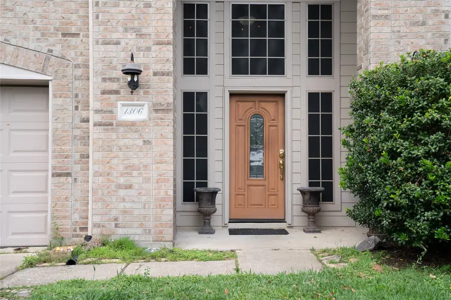 1306 Shady Grove Court, Seabrook, TX 77586 - #2
