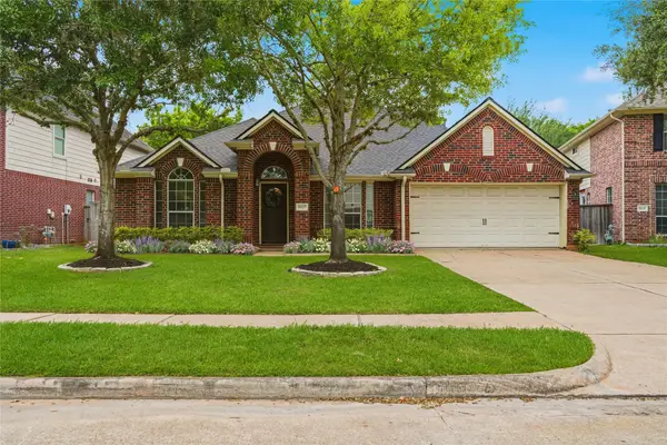 8027 Spring Bluebonnet Drive, Sugar Land, TX 77479