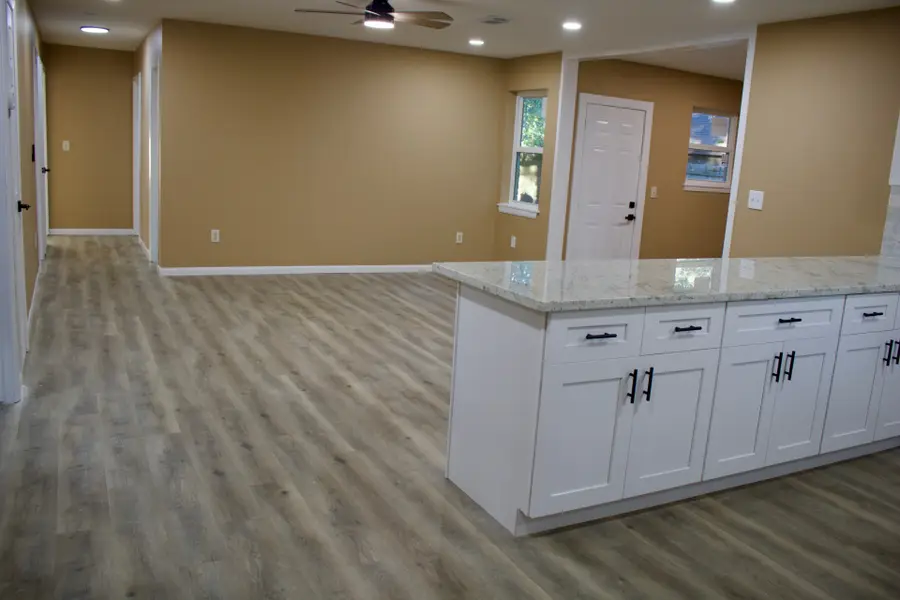 206 Hillcrest Drive, Conroe, TX 77303 - #3