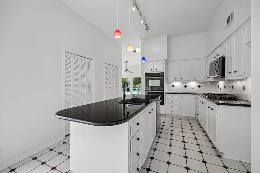 11931 Carriage Hill Drive, Houston, TX 77077 - #3