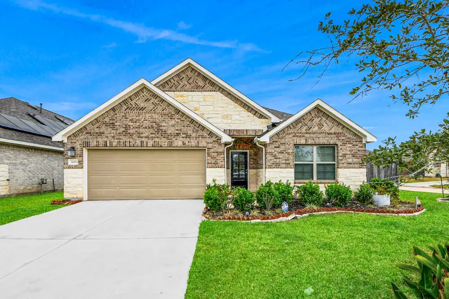 2610 Blue Abbott Drive, Fresno, TX 77545 - Image #2