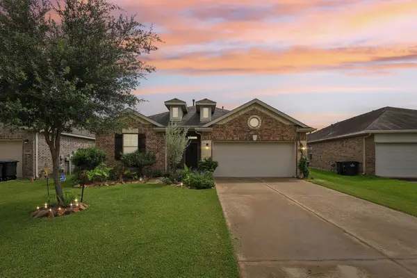 1498 Foshee Court, Alvin, TX 77511