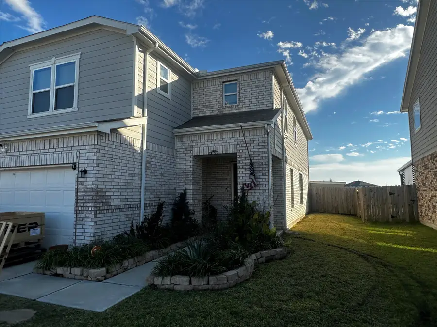 25215 Wells Station Court, Katy, TX 77493 - Image #2