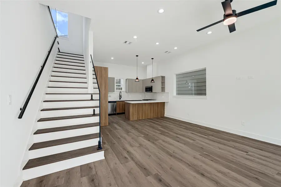 2593 Paul Quinn Street, Houston, TX 77091 - Image #2