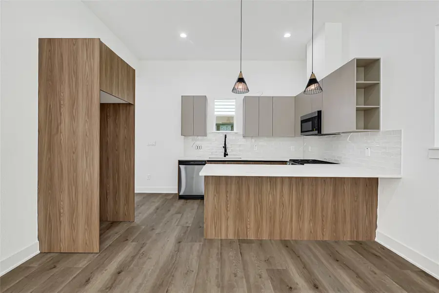 2593 Paul Quinn Street, Houston, TX 77091 - Image #3