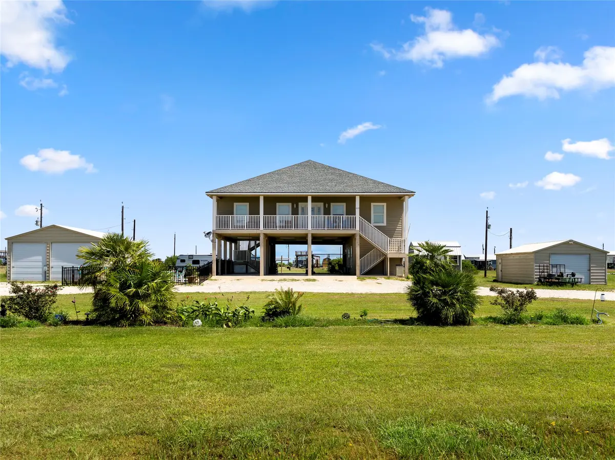 213 Porpoise Dr Drive, Palacios, TX 77465 - #1