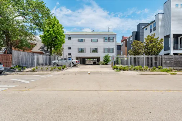 5902 Winsome Lane, Houston, TX 77057