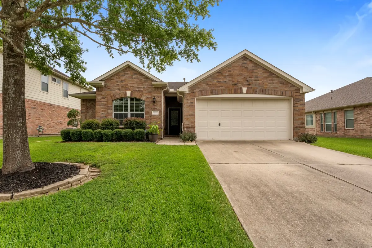 10006 King William Drive, La Porte, TX 77571 - #1
