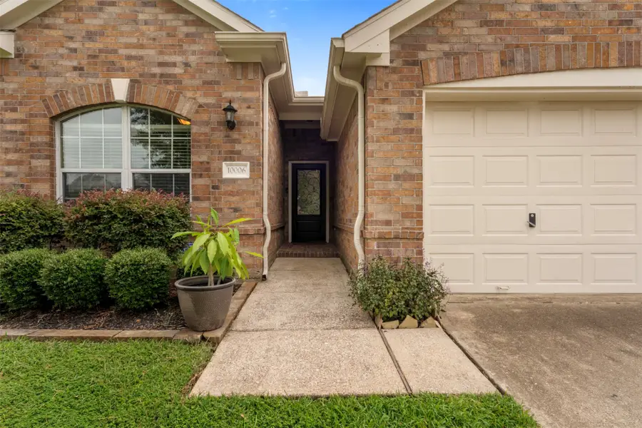 10006 King William Drive, La Porte, TX 77571 - #2