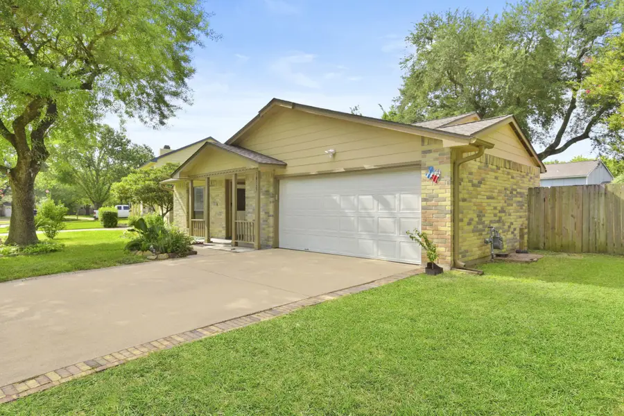 10127 Green Valley Lane, Houston, TX 77064 - Image #3