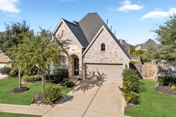 3702 Lake Falls Drive, Fulshear, TX 77441