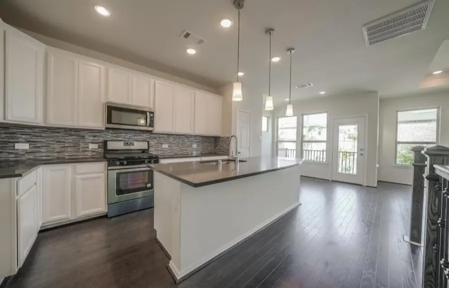 8620 Hollyoaks Creek Lane, Houston, TX 77063 - #3