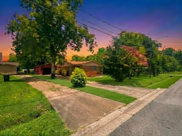 3910 Leffingwell Street, Houston, TX 77026
