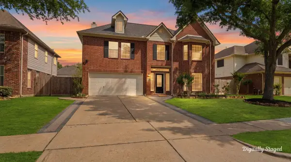 7011 Trimstone Drive, Pasadena, TX 77505