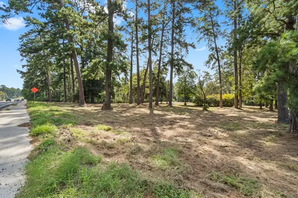 702 E Church Street, Livingston, TX 77351