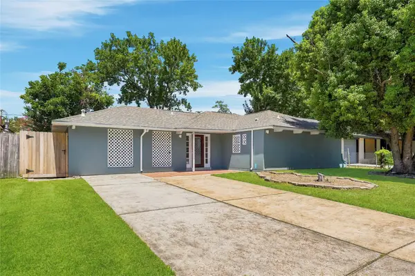 5111 Debeney Drive, Houston, TX 77039