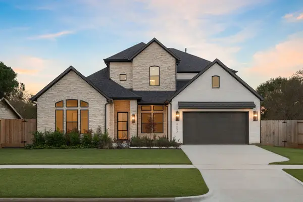 8553 Western Drive, Houston, TX 77055