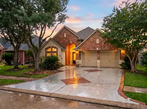 14326 Manorbier Lane, Sugar Land, TX 77498